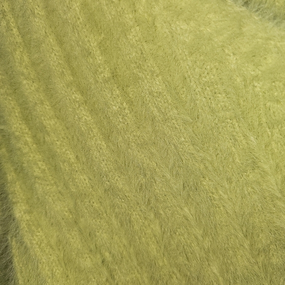 Better Be Neon Green Cropped Cardigan - Picture 5 of 9